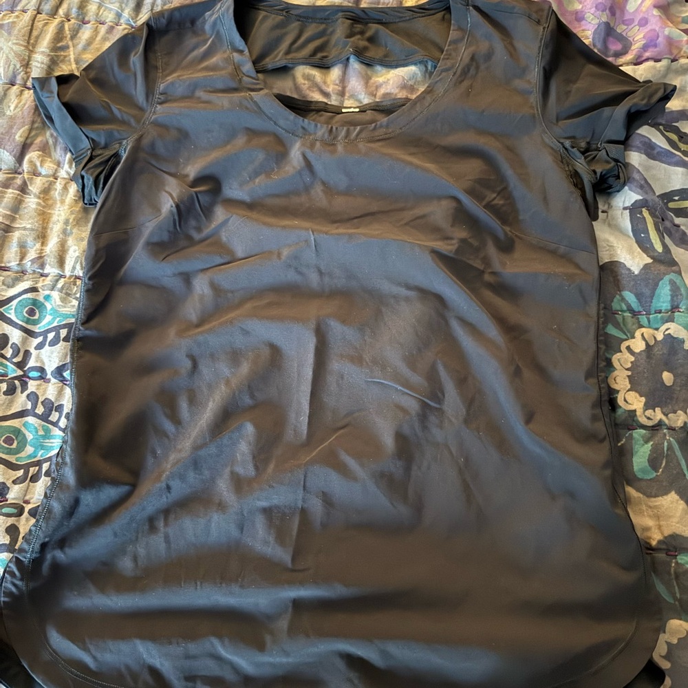 Lululemon Athletica Black Fitted Short Sleeve Tee